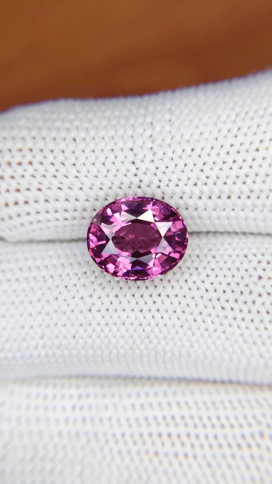 5.24 Ct. Pink Spinel from Ceylon (Sri Lanka) Size Video