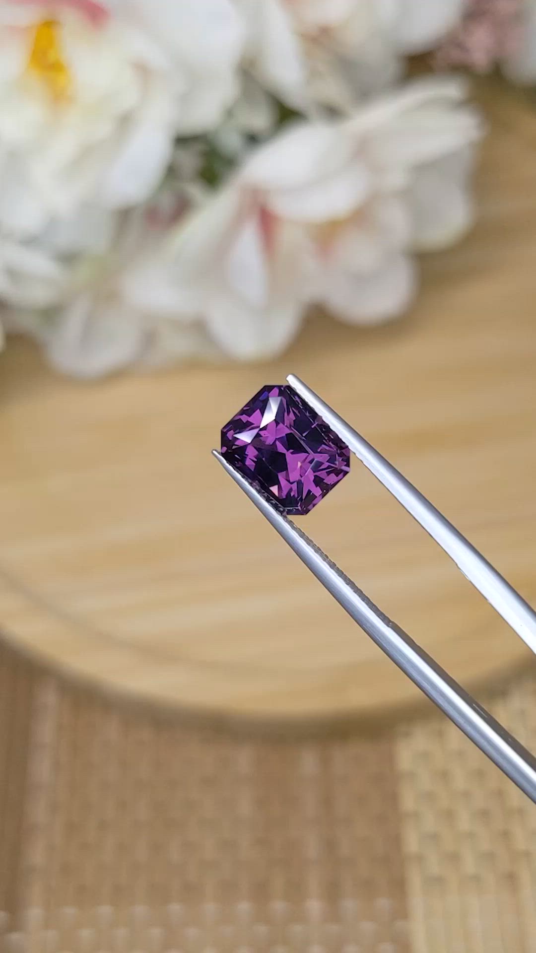 4.57 Ct. Pinkish Purple Spinel from Ceylon (Sri Lanka) Size Video