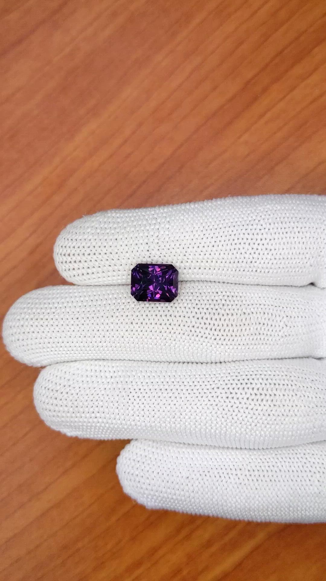 4.57 Ct. Pinkish Purple Spinel from Ceylon (Sri Lanka) Size Video