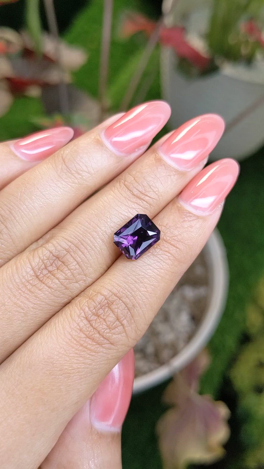 4.57 Ct. Pinkish Purple Spinel from Ceylon (Sri Lanka) Size Video