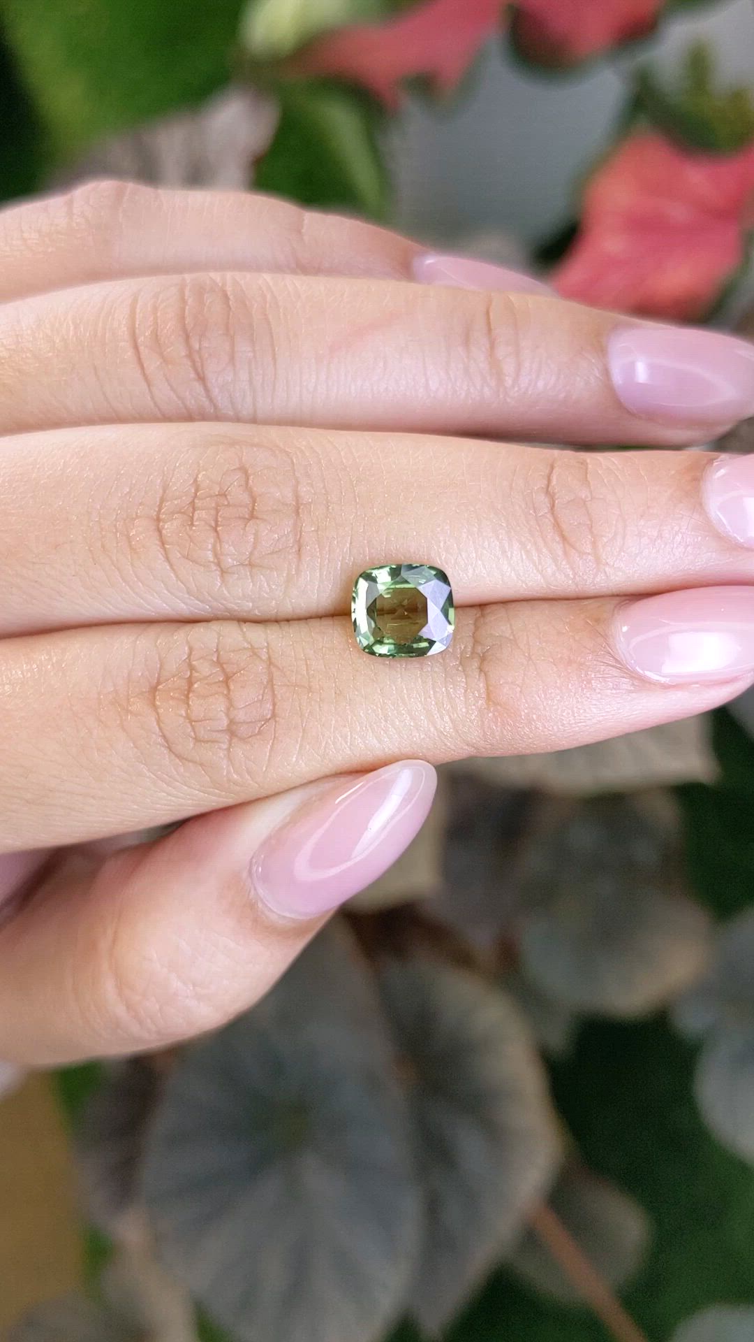 2.12 Ct. Alexandrite from Ceylon (Sri Lanka) Size Video