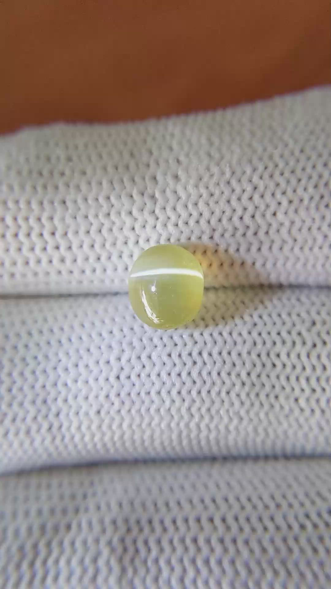 3.11 Ct. Brownish Yellow Cabochon Chrysoberyl from Ceylon (Sri Lanka) Size Video