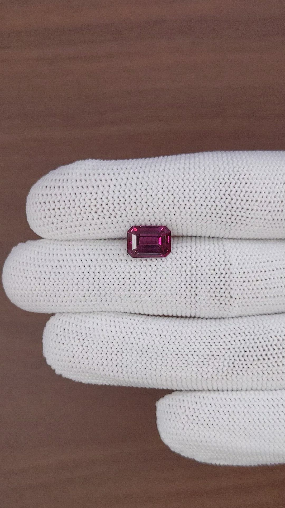 3.26 Ct. Pinkish Red Malaya Garnet from Tanzania Size Video