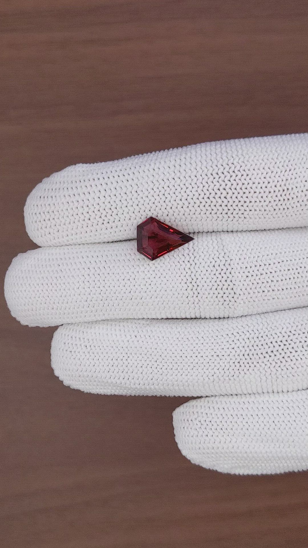 3.48 Ct. Purplish Red Rhodolite Garnet from Tanzania Size Video