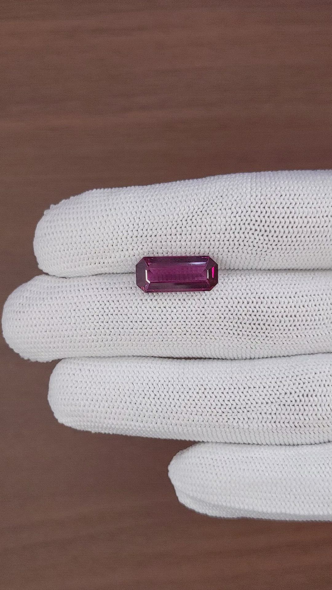 5.72 Ct. Purple Malaya Garnet from Tanzania Size Video