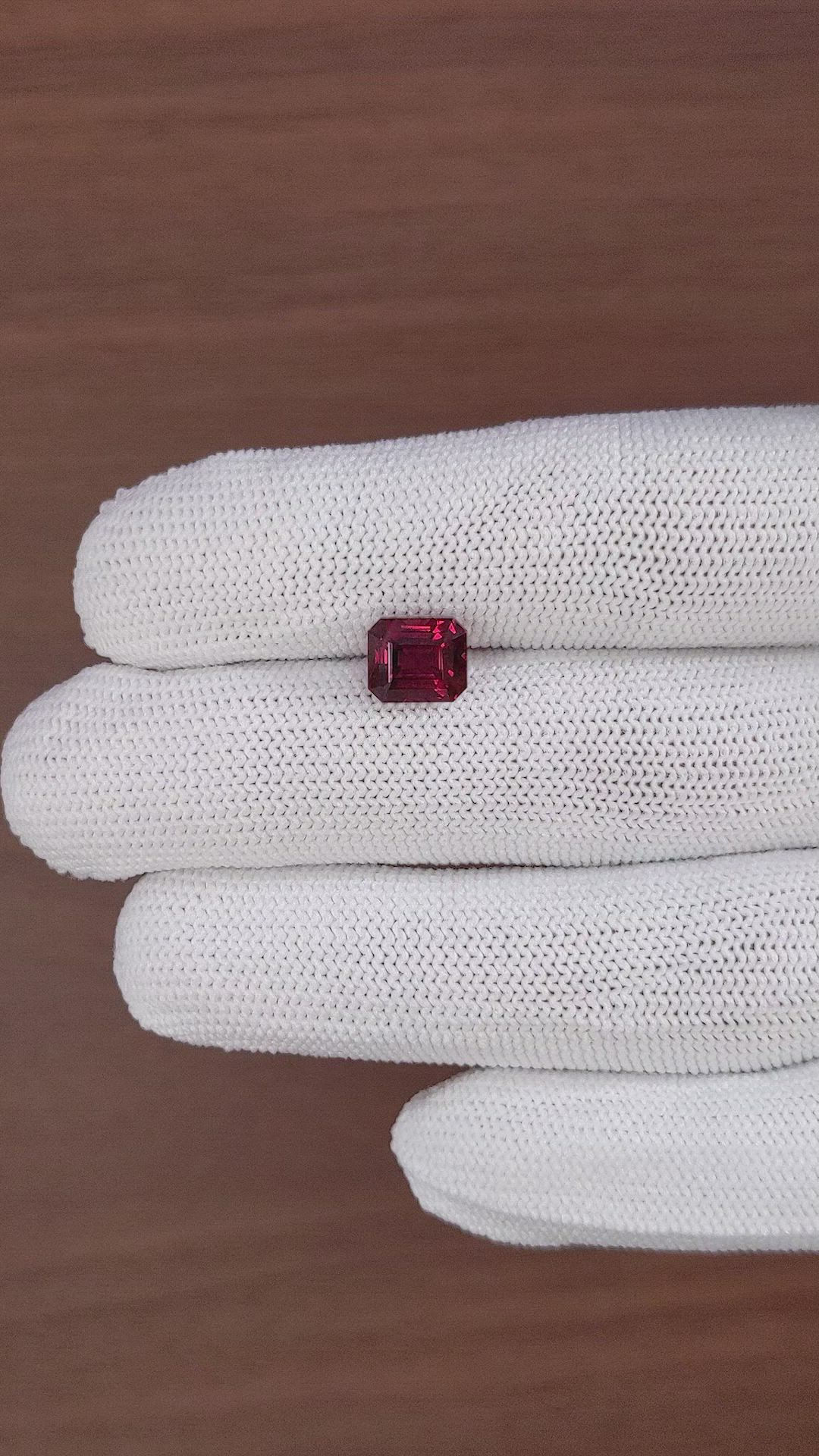 3.00 Ct. Purplish Red Rhodolite Garnet from Tanzania Size Video