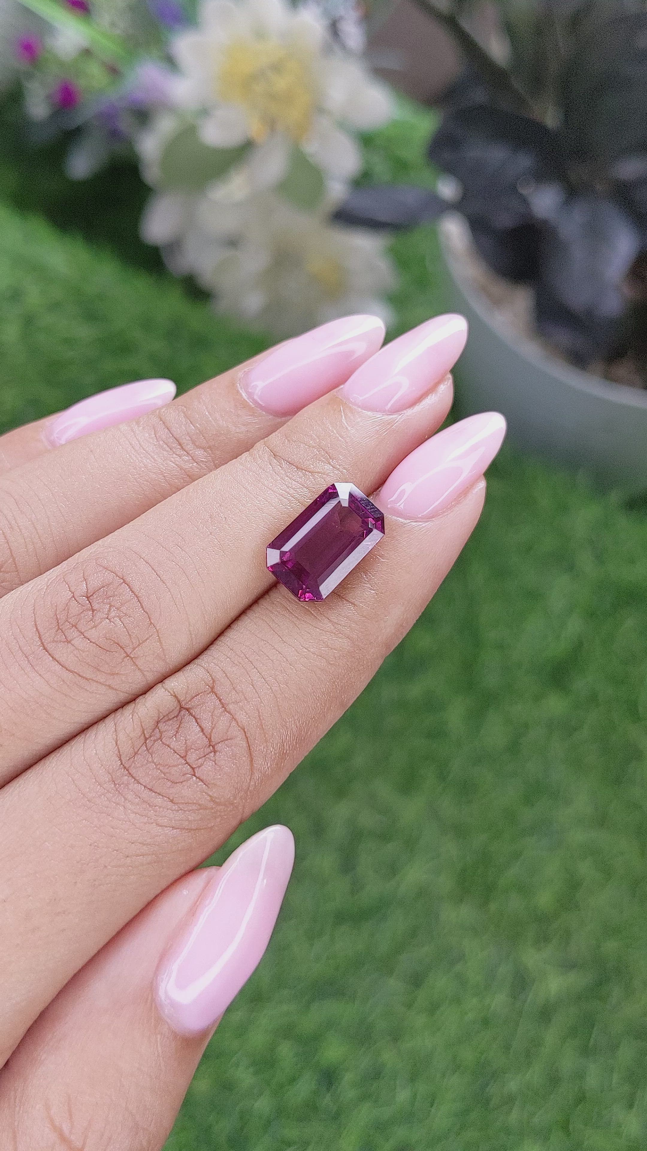 6.51 Ct. Purple Malaya Garnet from Tanzania Size Video