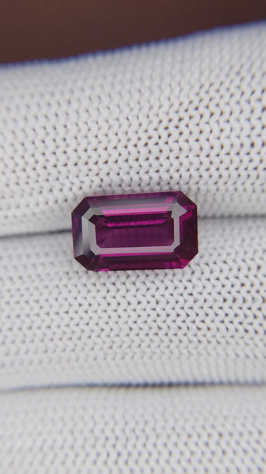 6.51 Ct. Purple Malaya Garnet from Tanzania Size Video