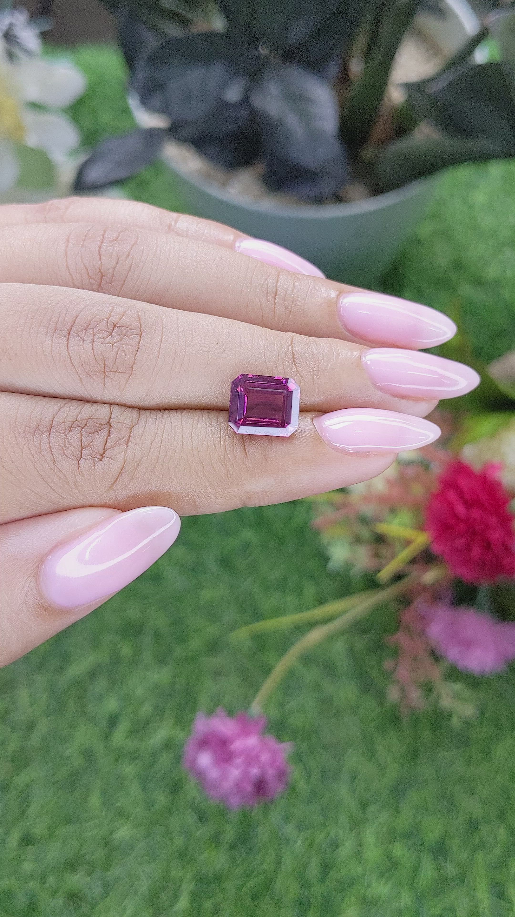 4.37 Ct. Purple Malaya Garnet from Tanzania Size Video