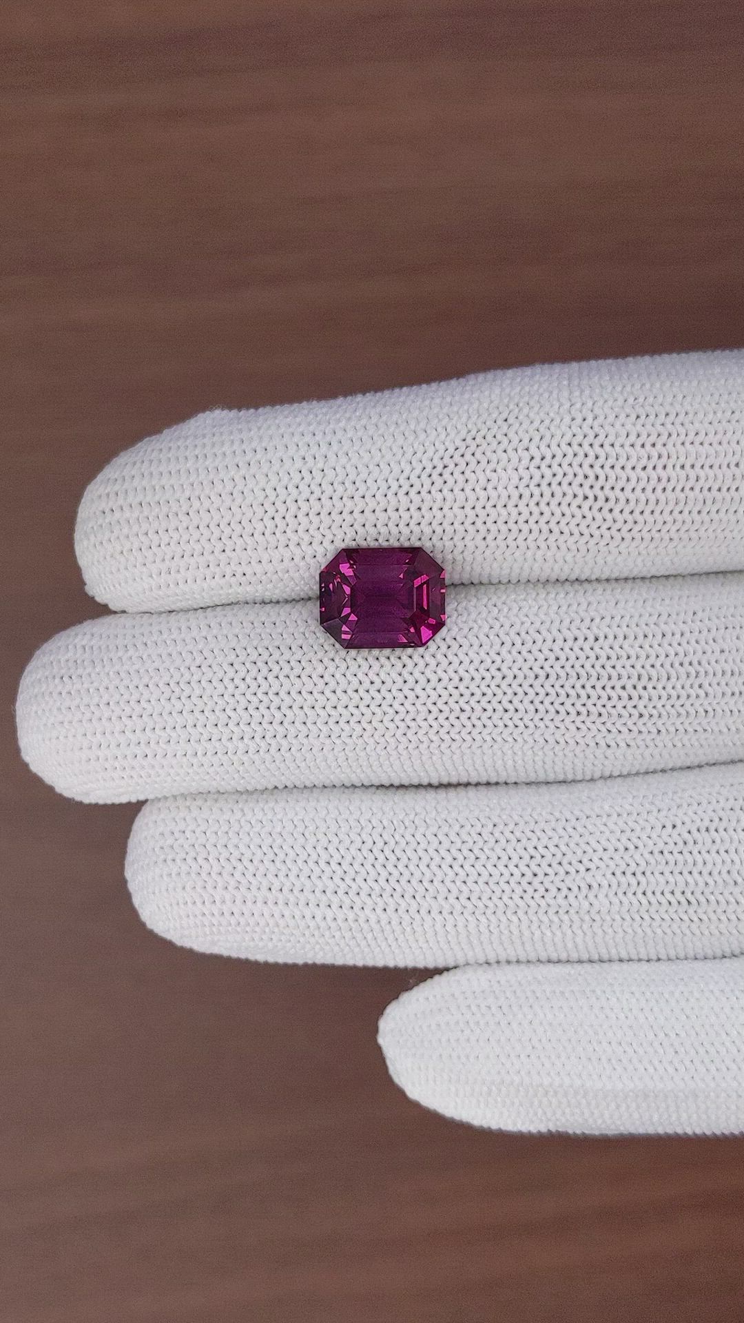 5.49 Ct. Purplish Pink Rhodolite Garnet from Tanzania Size Video