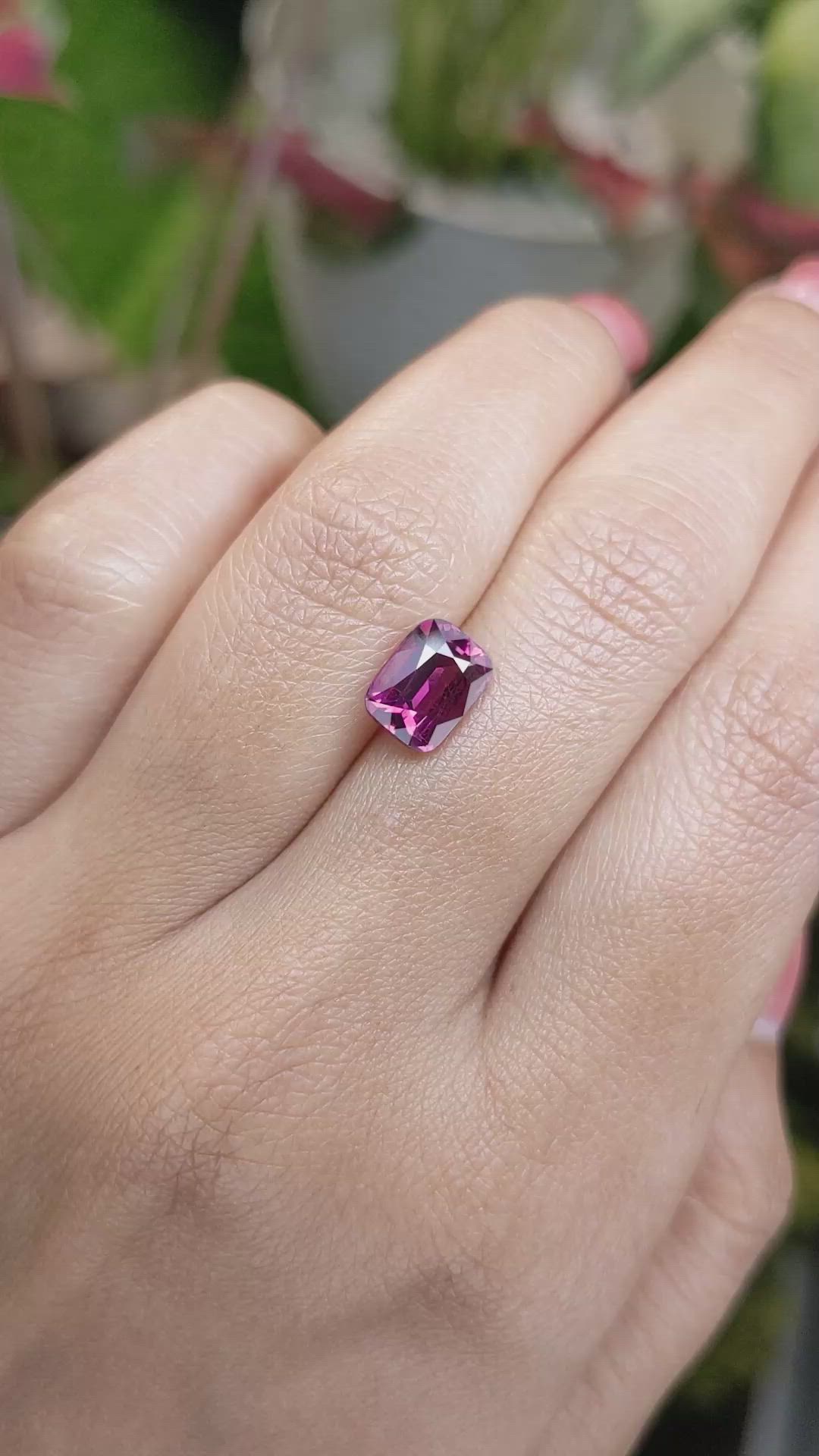 2.67 Ct. Pinkish Purple Rhodolite Garnet from Madagascar Size Video