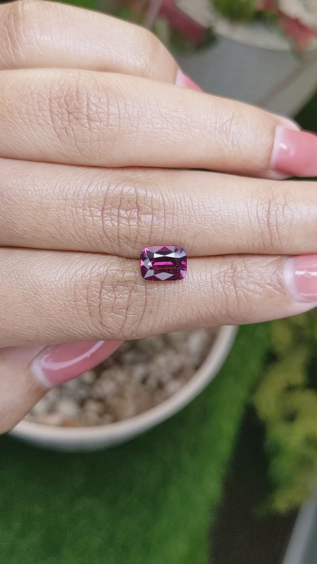 2.67 Ct. Pinkish Purple Rhodolite Garnet from Madagascar Size Video
