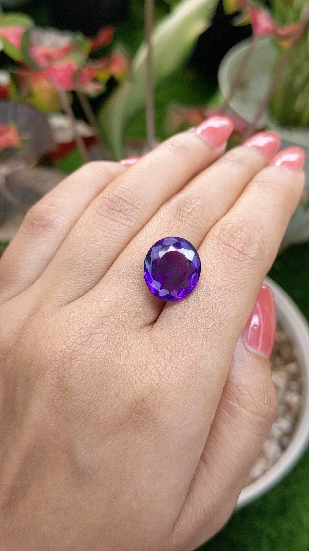 10.03 Ct. Purple Amethyst from Ceylon (Sri Lanka) Size Video