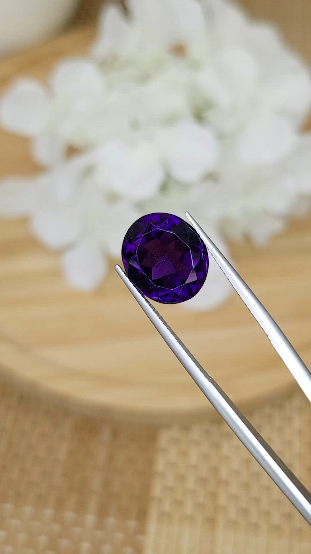 6.90 Ct. Purple Amethyst from Ceylon (Sri Lanka) Size Video