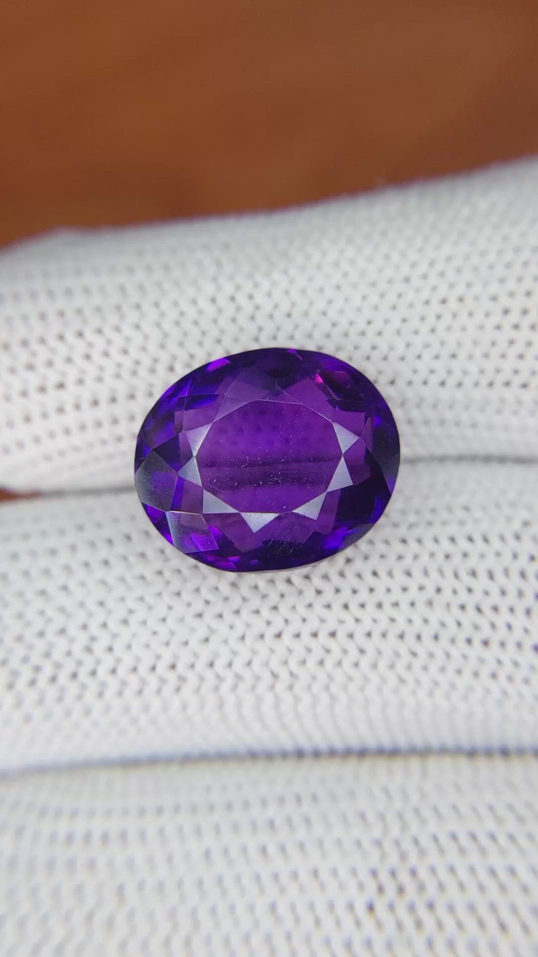 9.42 Ct. Purple Amethyst from Ceylon (Sri Lanka) Size Video