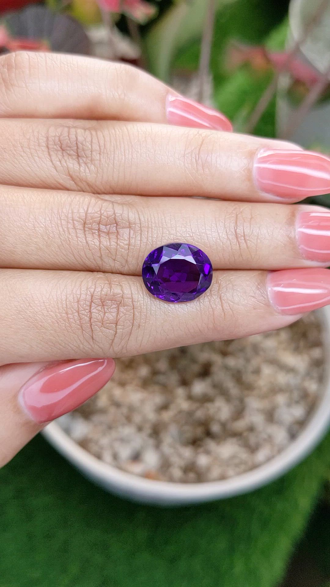 7.26 Ct. Purple Amethyst from Ceylon (Sri Lanka) Size Video