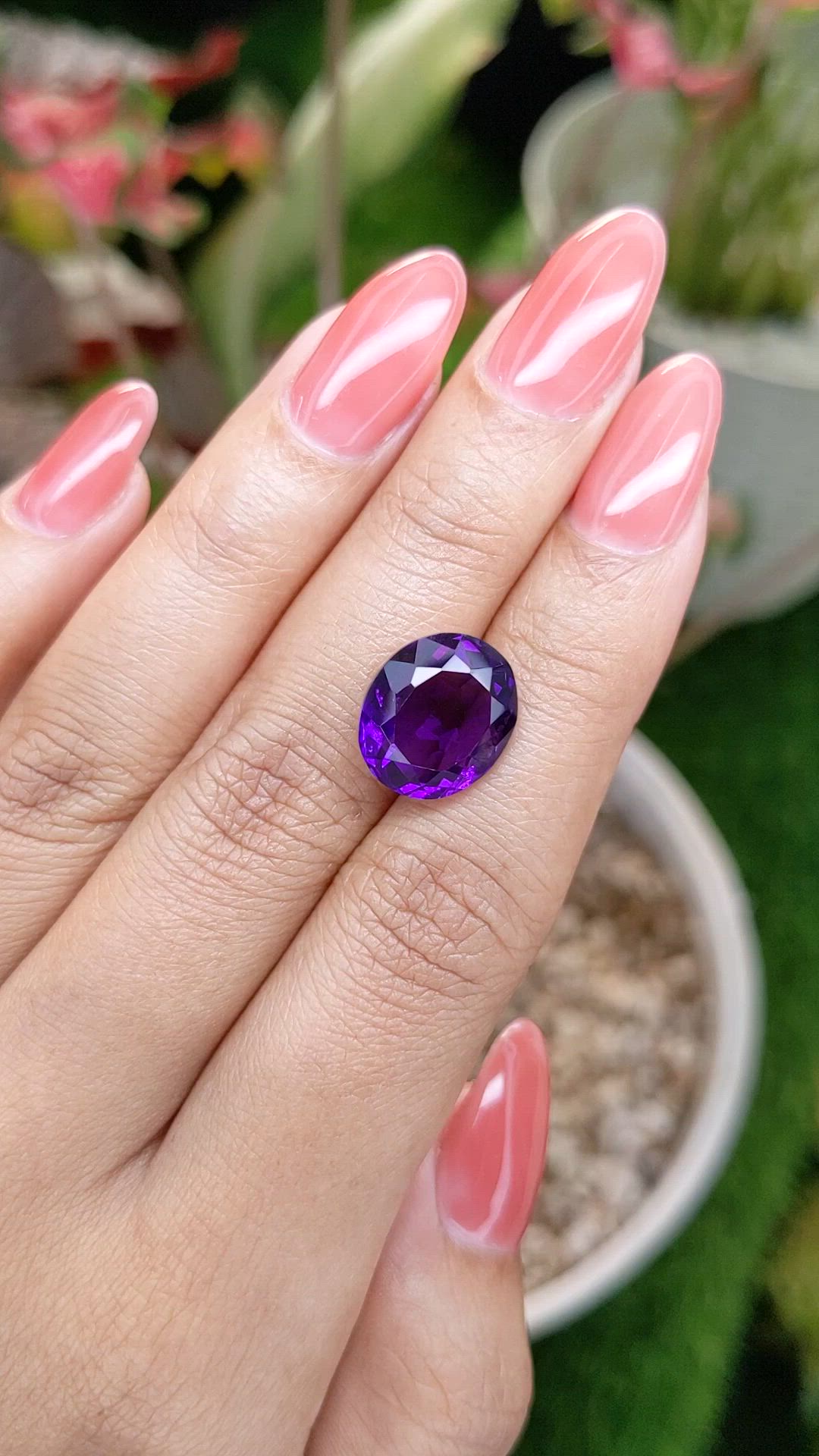 7.26 Ct. Purple Amethyst from Ceylon (Sri Lanka) Size Video