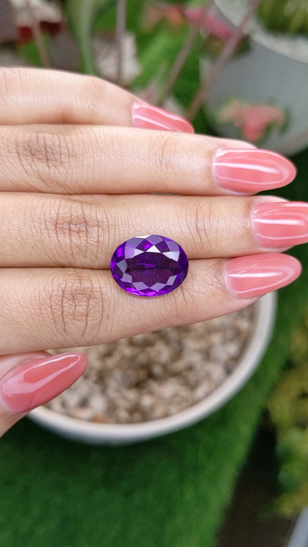 9.33 Ct. Purple Amethyst from Ceylon (Sri Lanka) Size Video