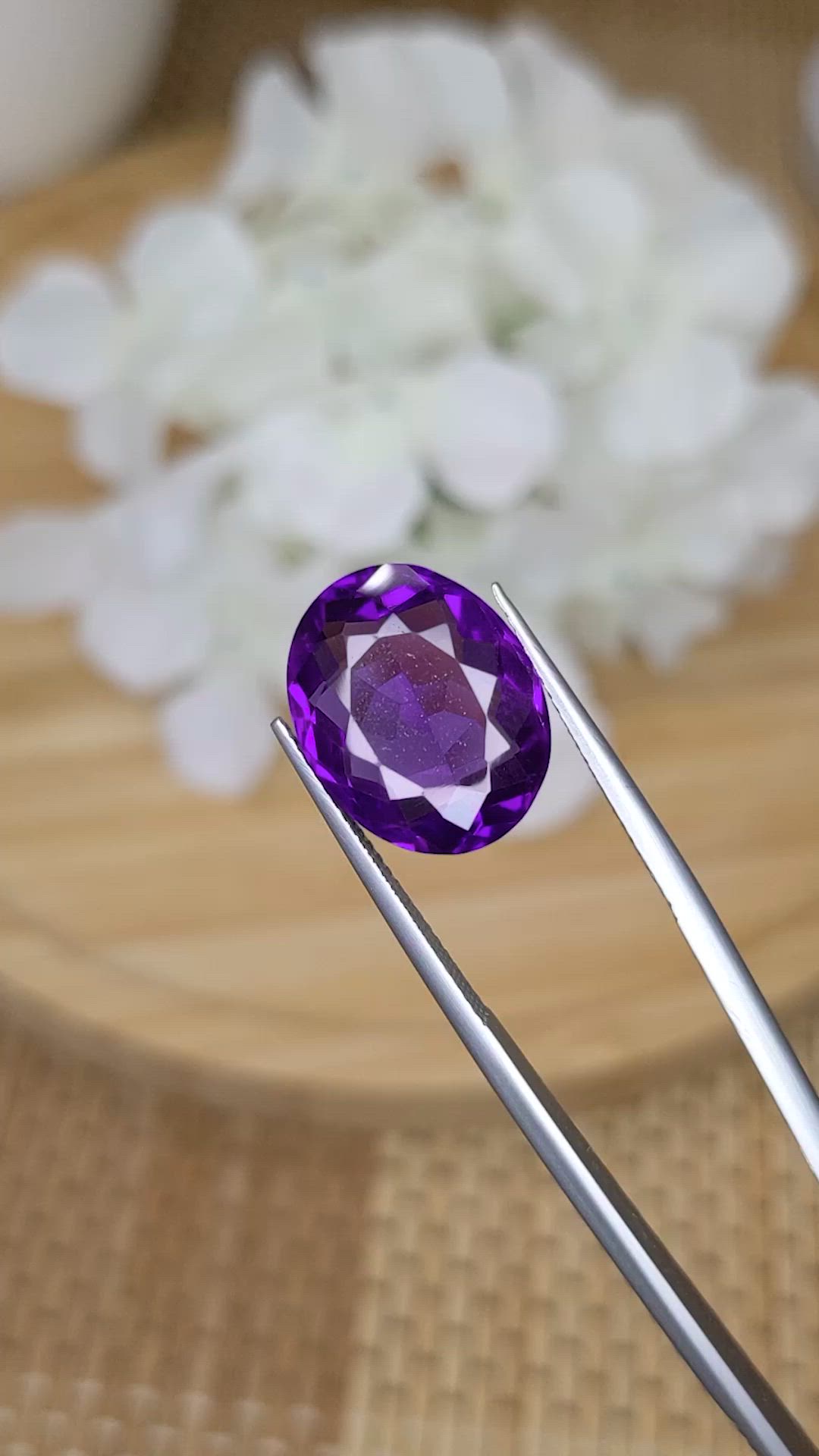9.33 Ct. Purple Amethyst from Ceylon (Sri Lanka) Size Video