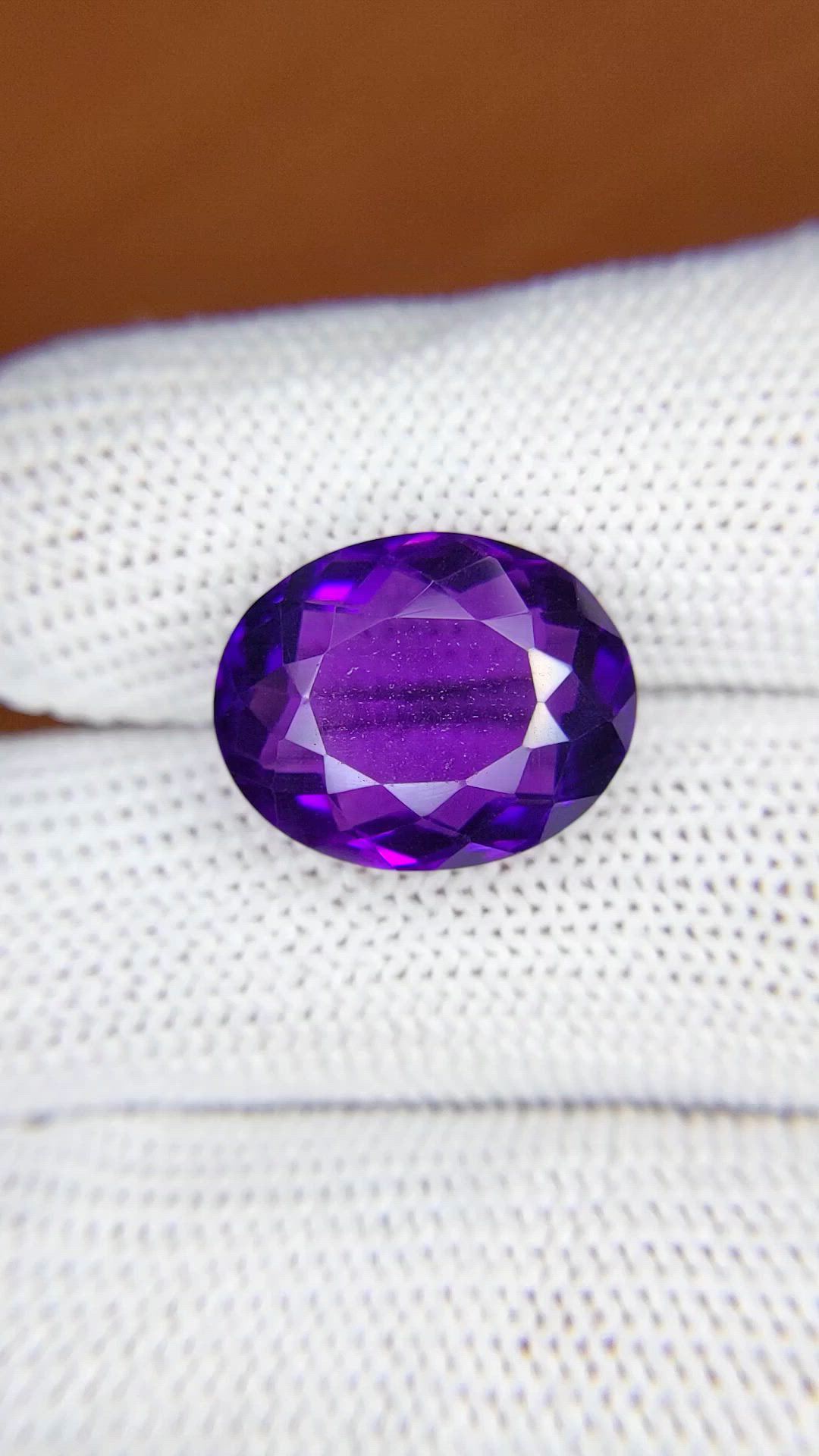 9.33 Ct. Purple Amethyst from Ceylon (Sri Lanka) Size Video
