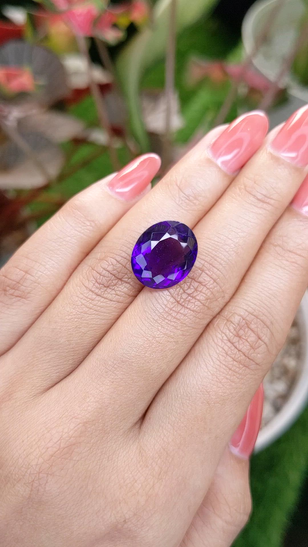 9.95 Ct. Purple Amethyst from Ceylon (Sri Lanka) Size Video