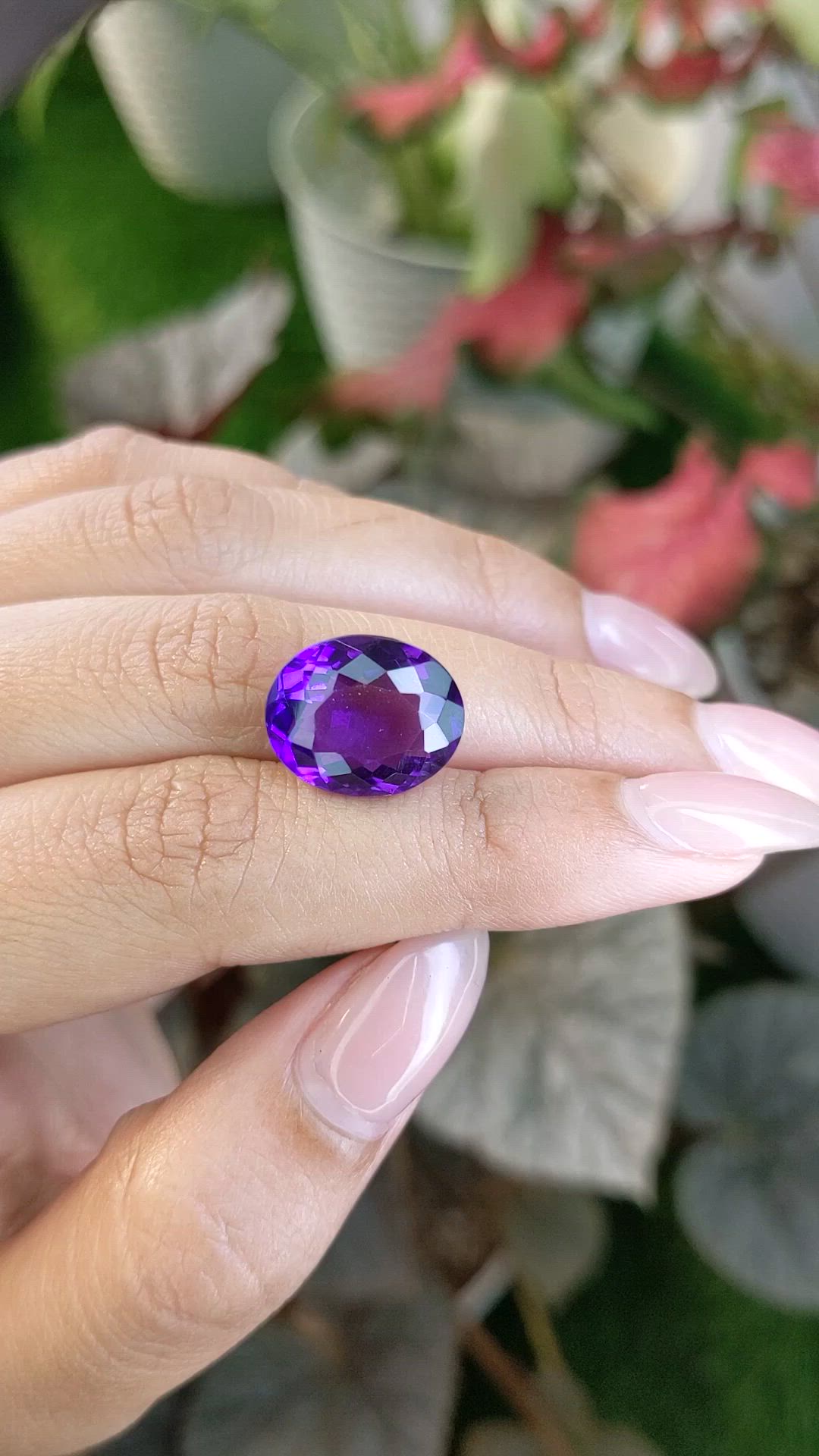 9.36 Ct. Purple Amethyst from Ceylon (Sri Lanka) Size Video