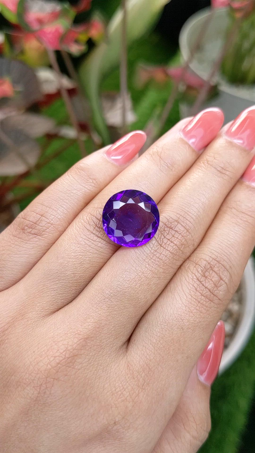 10.35 Ct. Purple Amethyst from Ceylon (Sri Lanka) Size Video