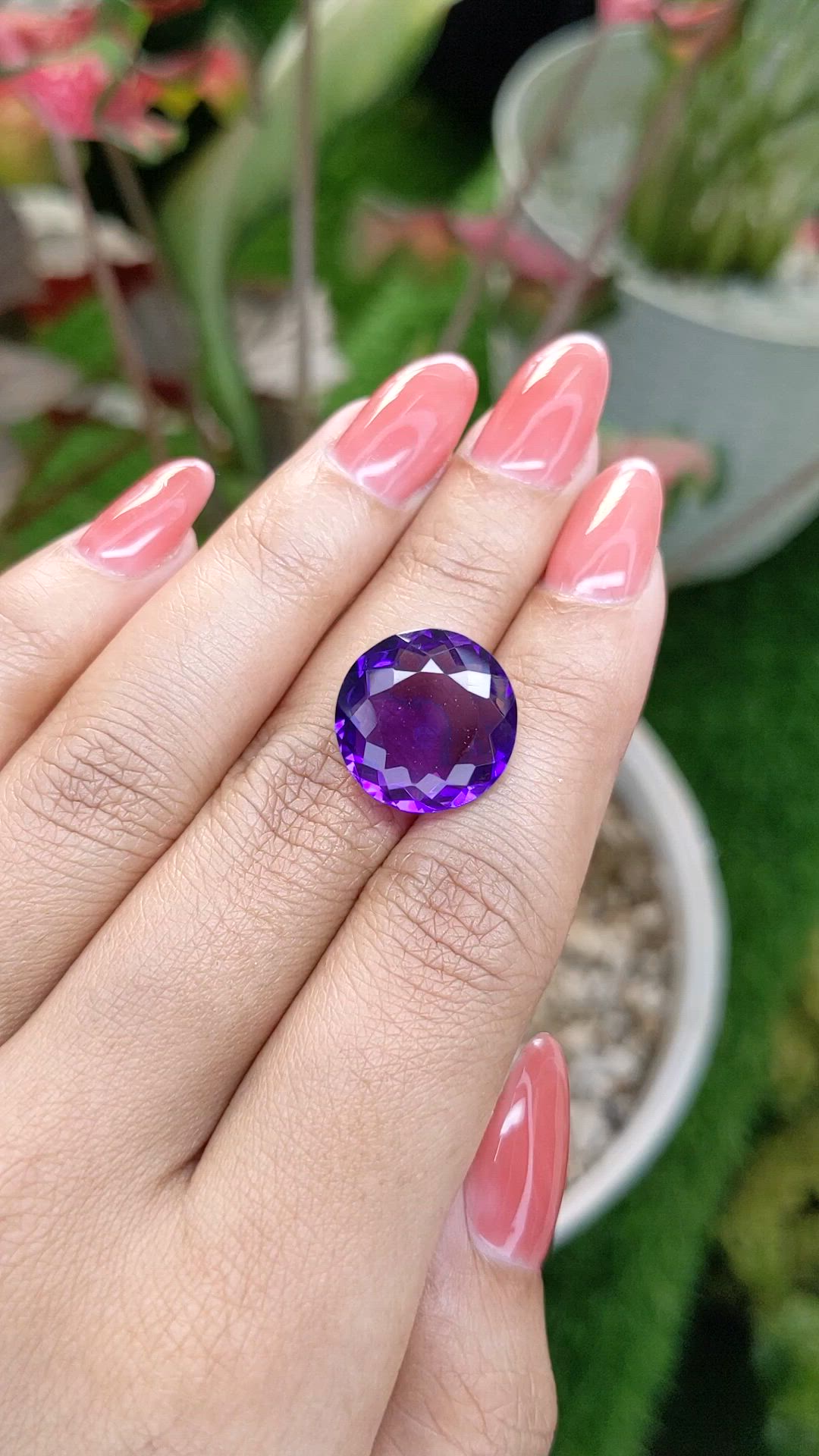 10.35 Ct. Purple Amethyst from Ceylon (Sri Lanka) Size Video