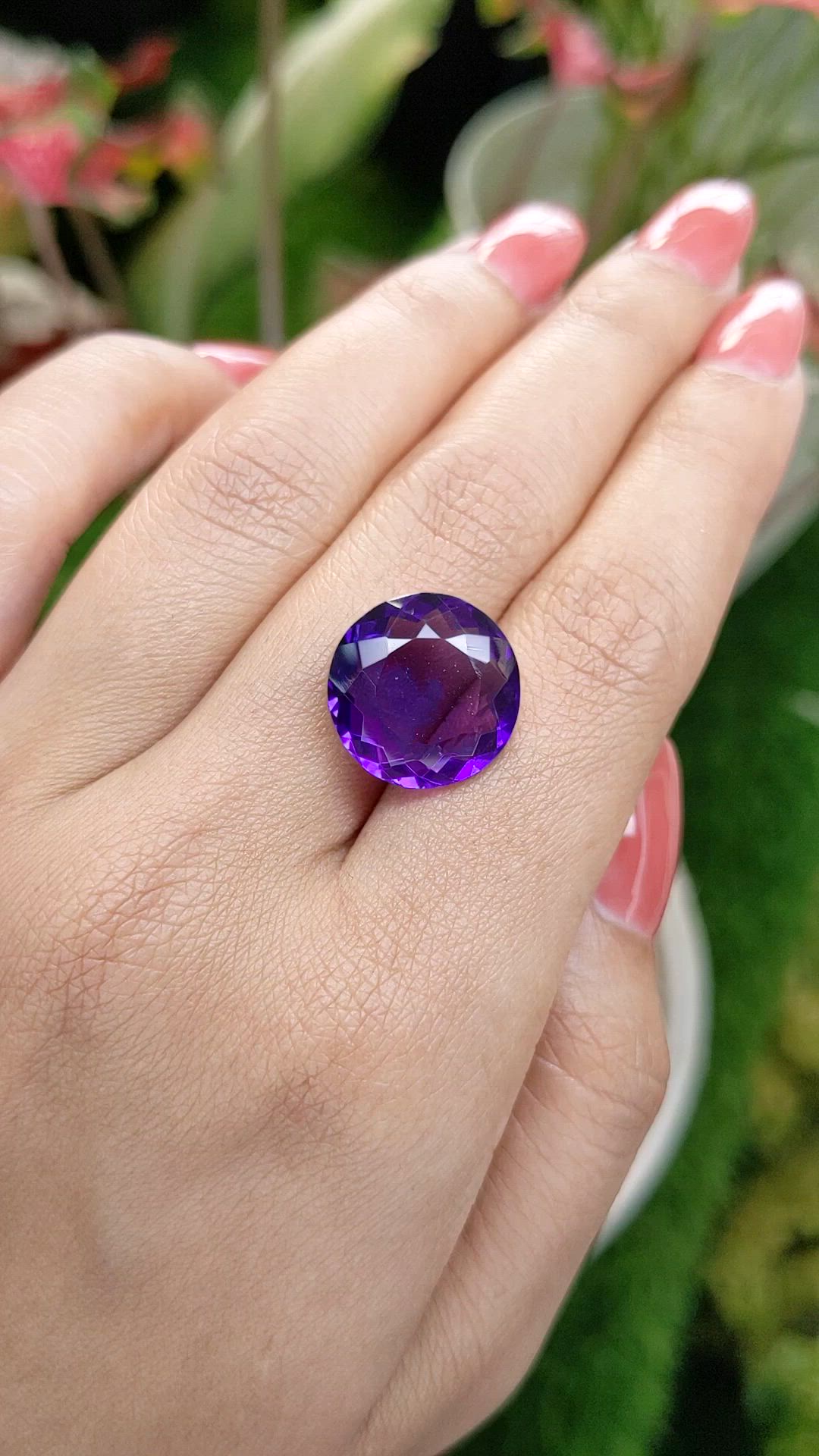 10.35 Ct. Purple Amethyst from Ceylon (Sri Lanka) Size Video