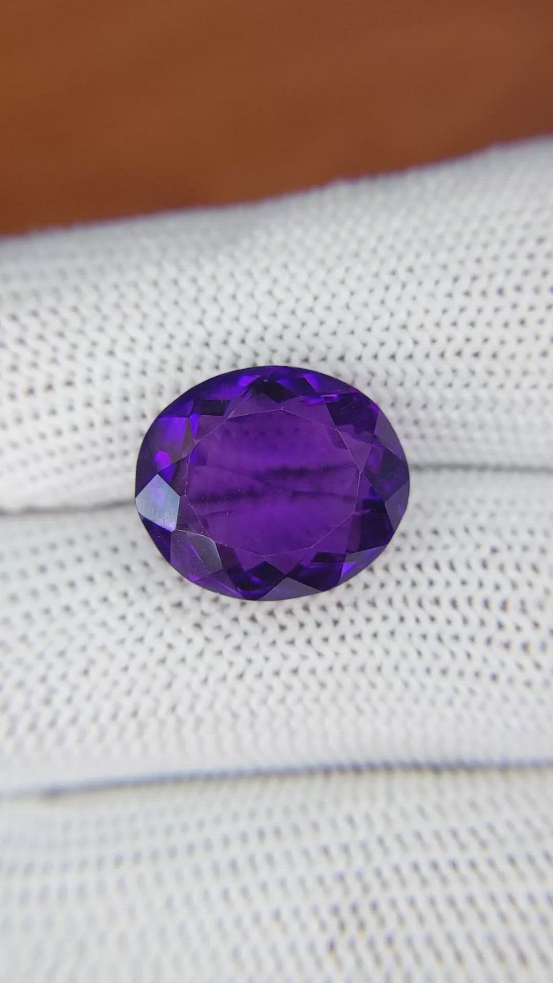 9.24 Ct. Purple Amethyst from Ceylon (Sri Lanka) Size Video