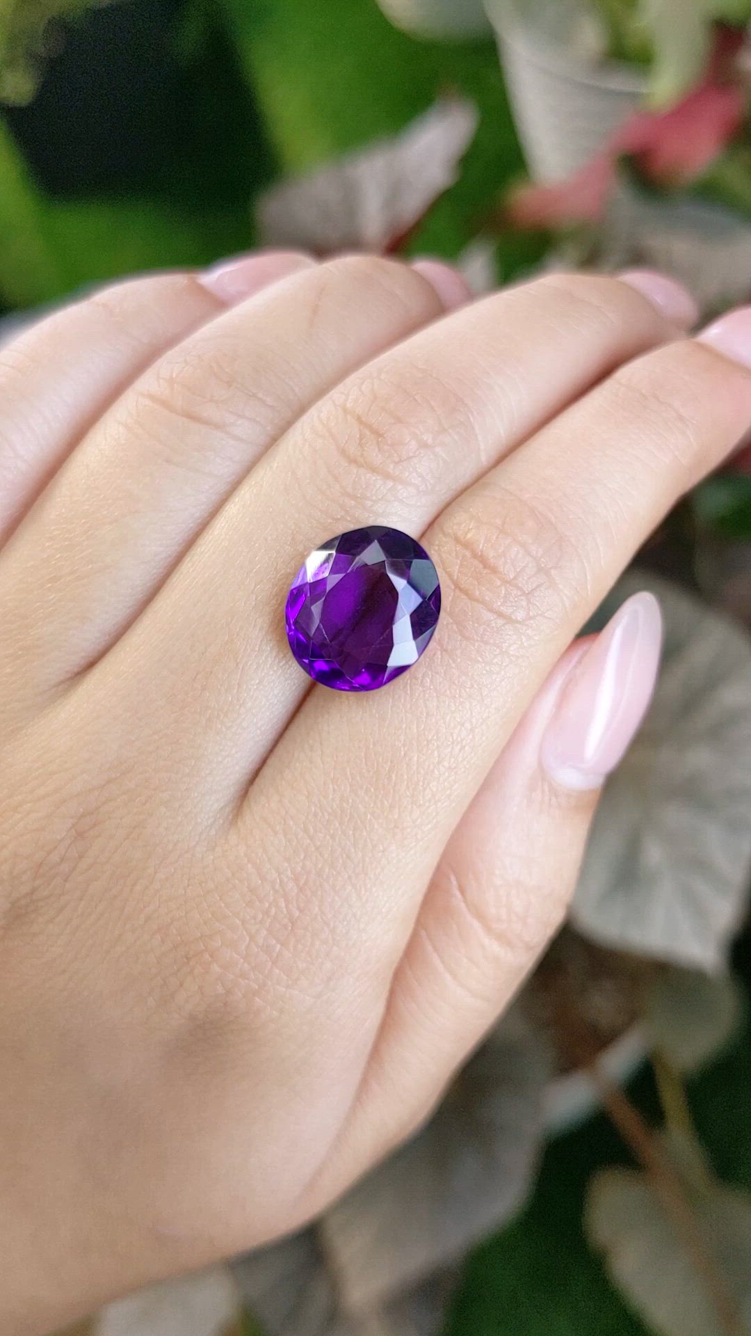 8.90 Ct. Purple Amethyst from Ceylon (Sri Lanka) Size Video