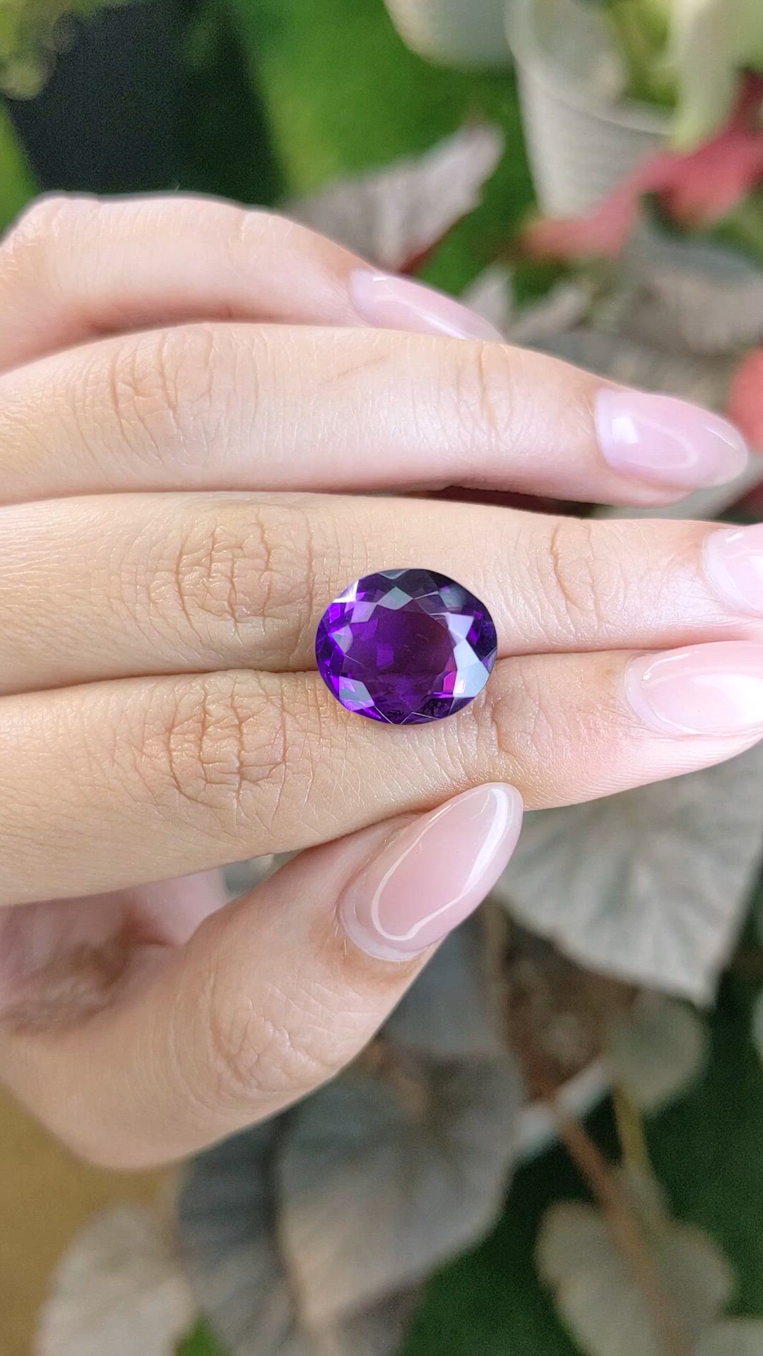 8.90 Ct. Purple Amethyst from Ceylon (Sri Lanka) Size Video