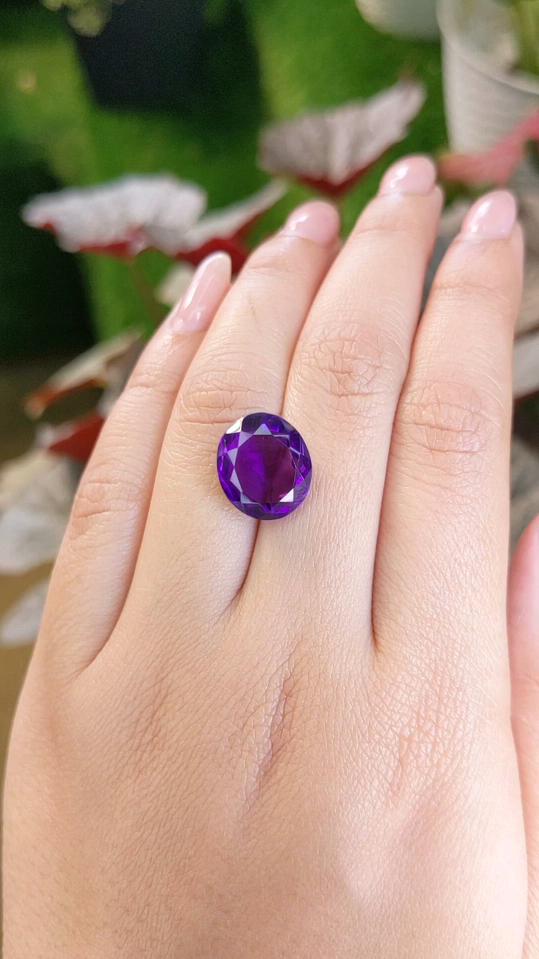 8.57 Ct. Purple Amethyst from Ceylon (Sri Lanka) Size Video