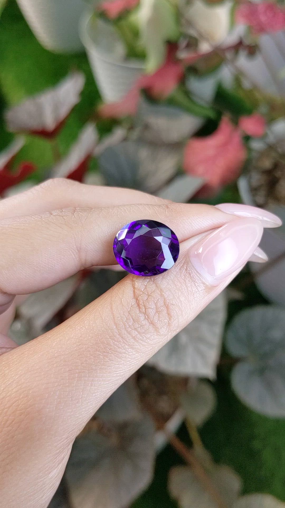 8.78 Ct. Purple Amethyst from Ceylon (Sri Lanka) Size Video