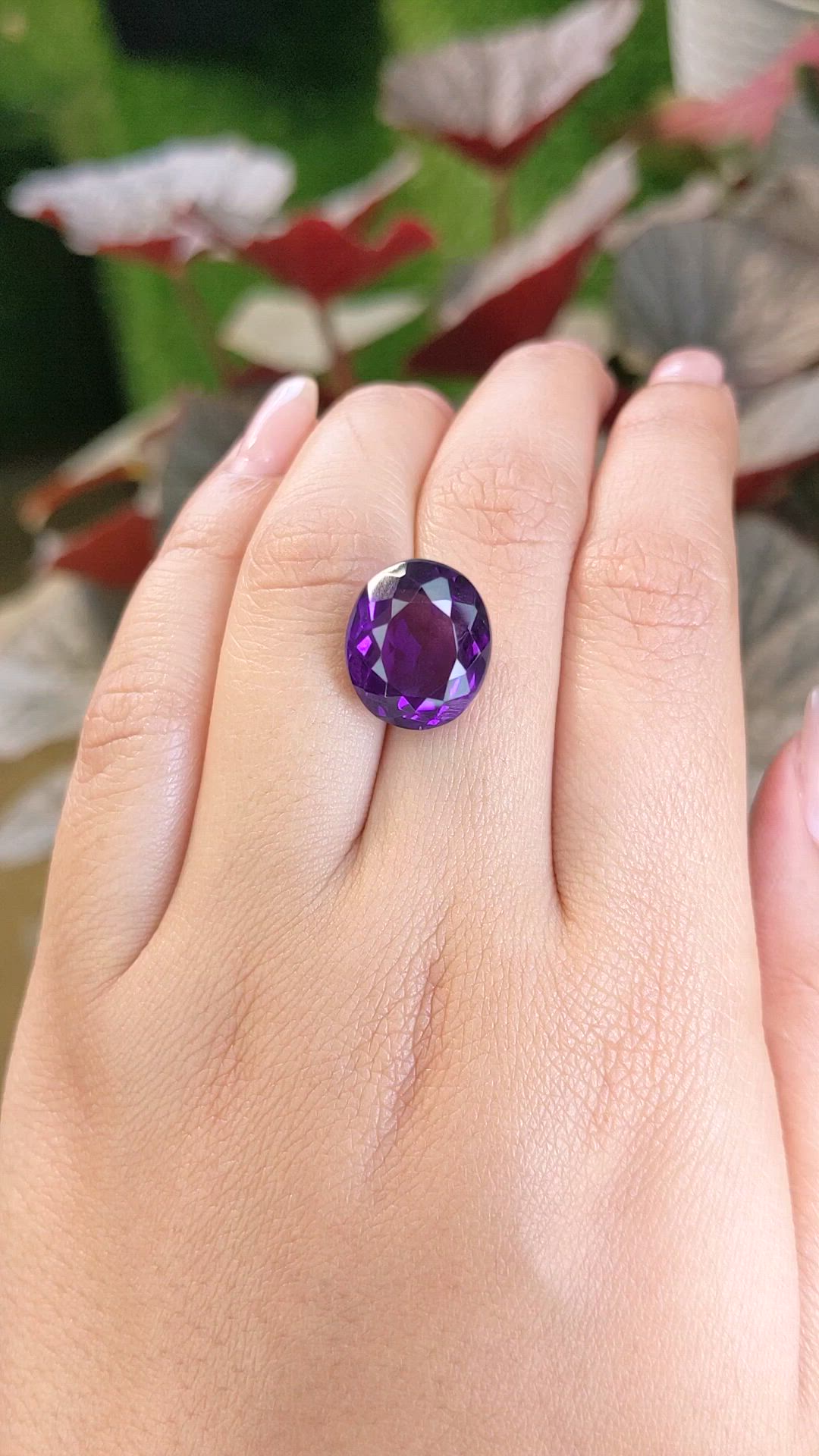11.30 Ct. Purple Amethyst from Ceylon (Sri Lanka) Size Video
