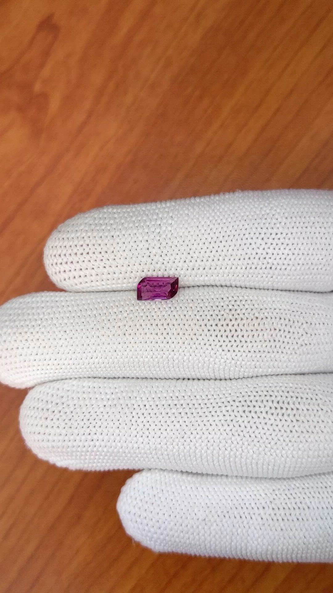 0.82 Ct. Purplish Pink Rhodolite Garnet from Ceylon (Sri Lanka) Size Video