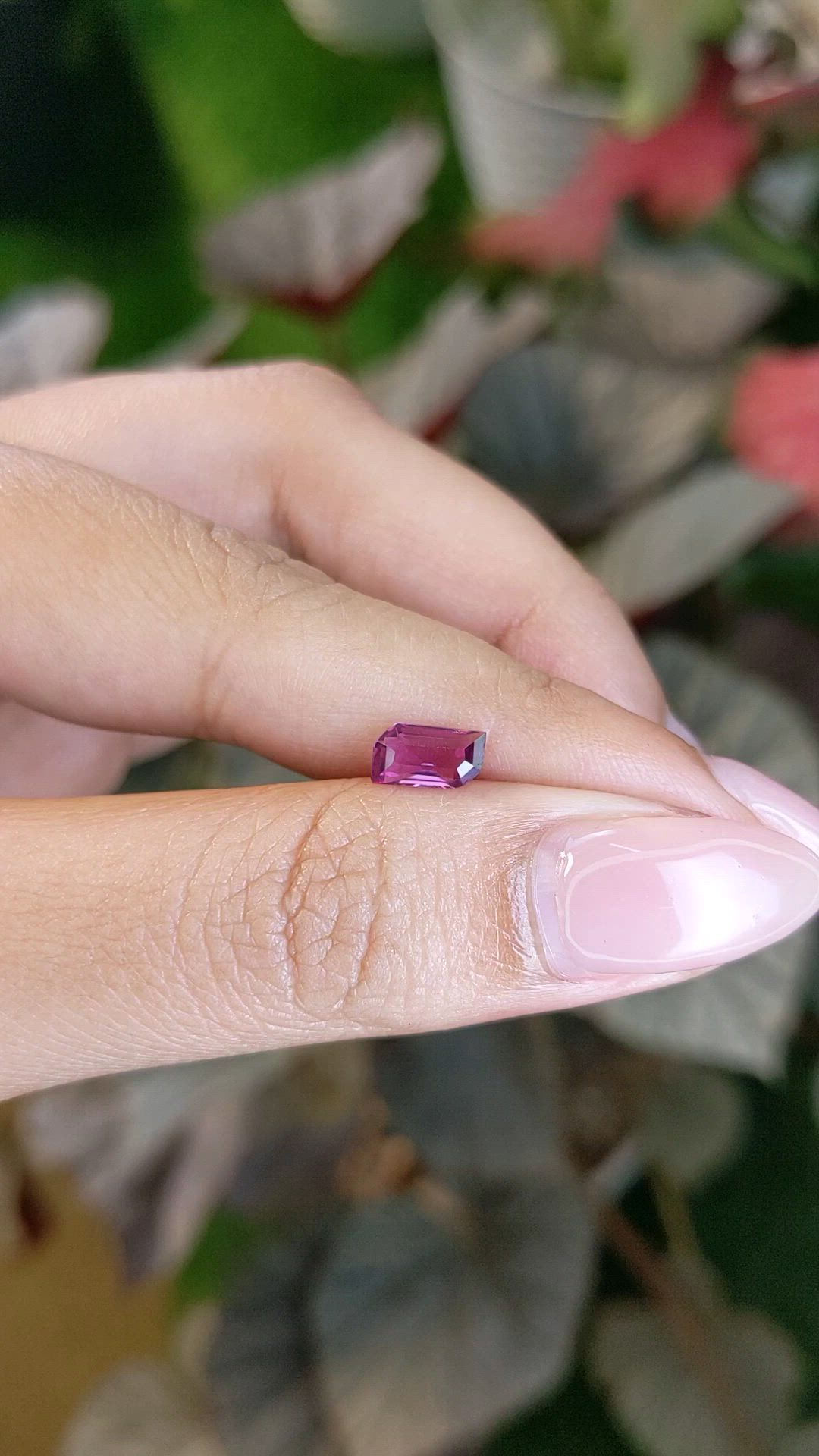0.82 Ct. Purplish Pink Rhodolite Garnet from Ceylon (Sri Lanka) Size Video