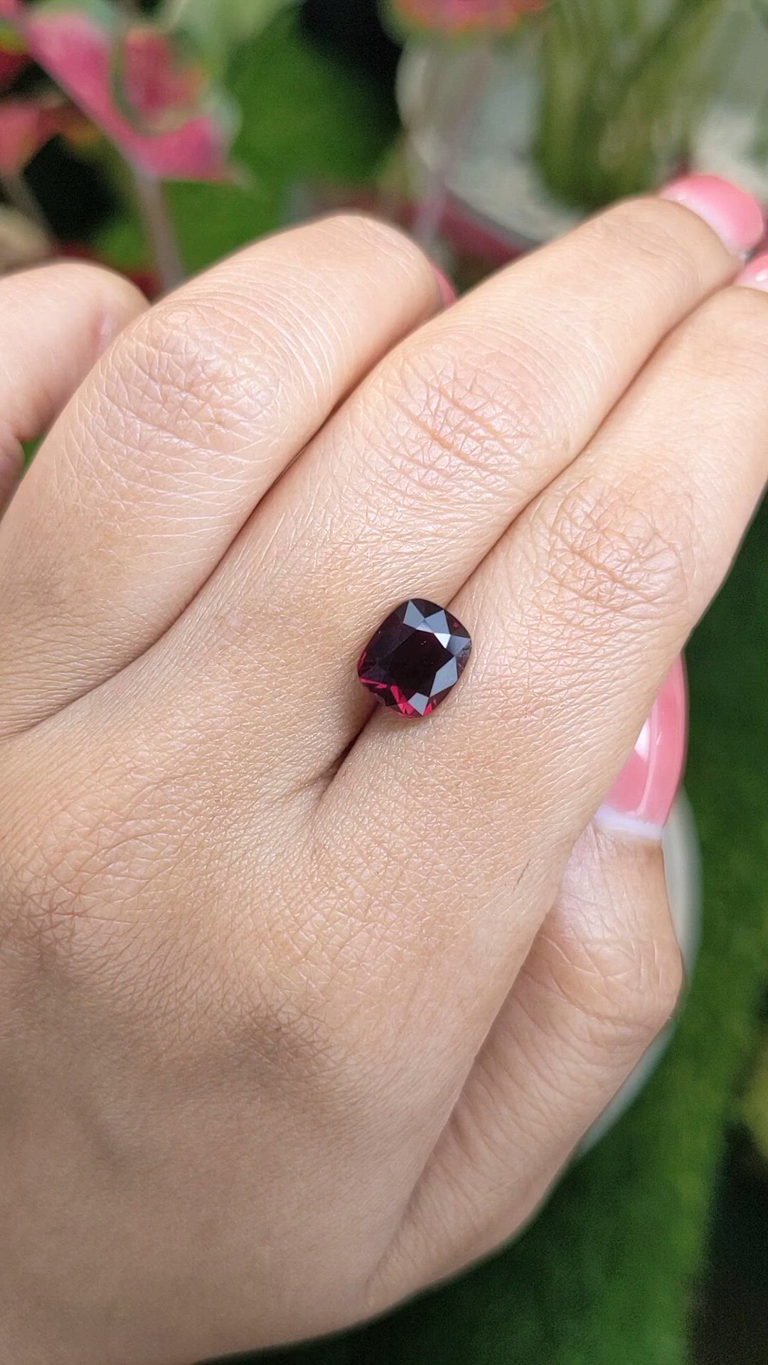 3.72 Ct. Purplish Red Garnet from Ceylon (Sri Lanka) Size Video