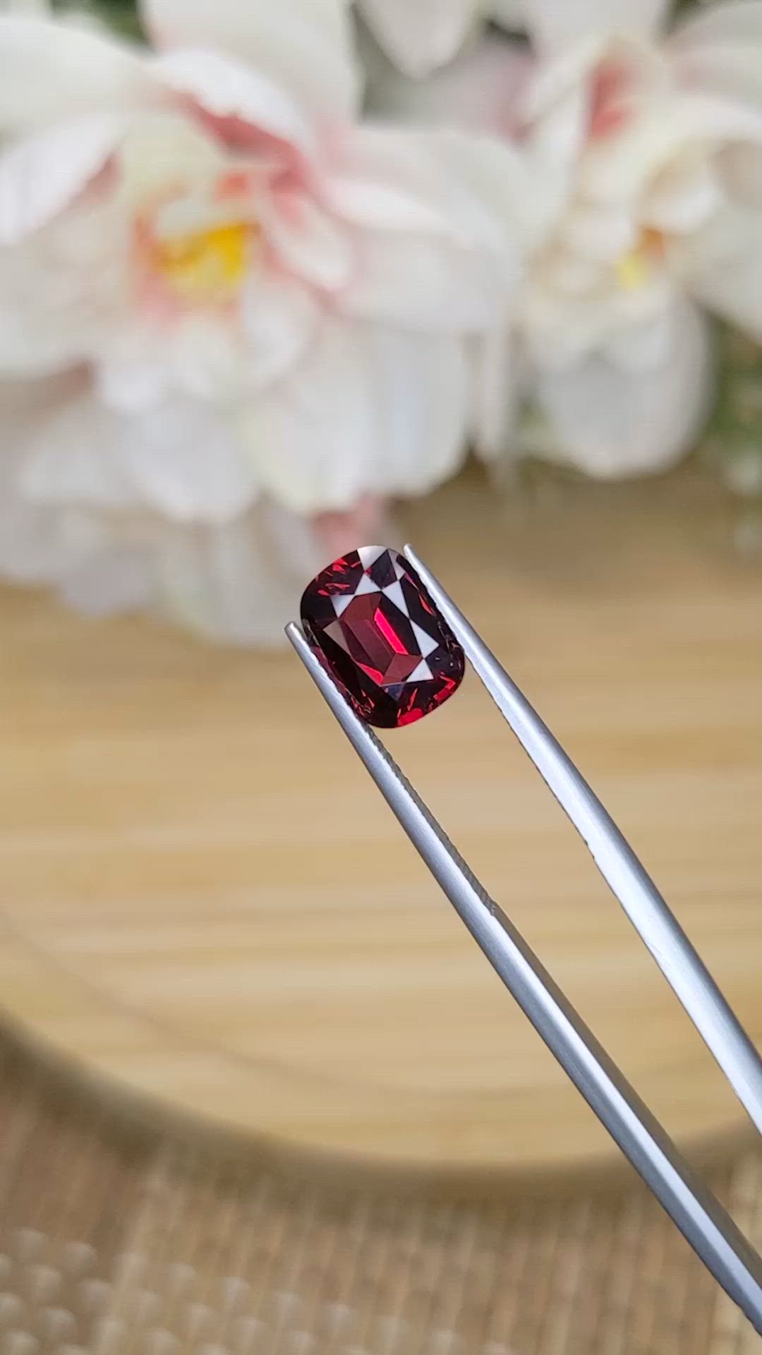 3.23 Ct. Red Garnet from Ceylon (Sri Lanka) Size Video