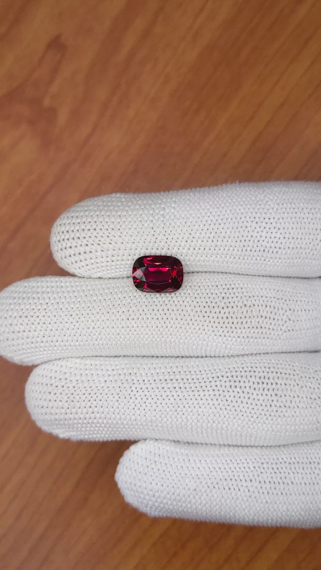 3.23 Ct. Red Garnet from Ceylon (Sri Lanka) Size Video
