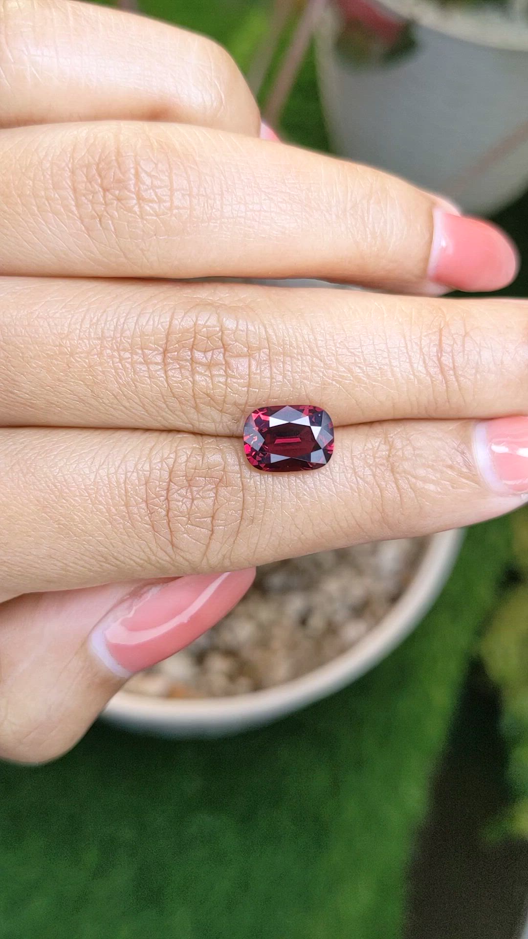 3.23 Ct. Red Garnet from Ceylon (Sri Lanka) Size Video