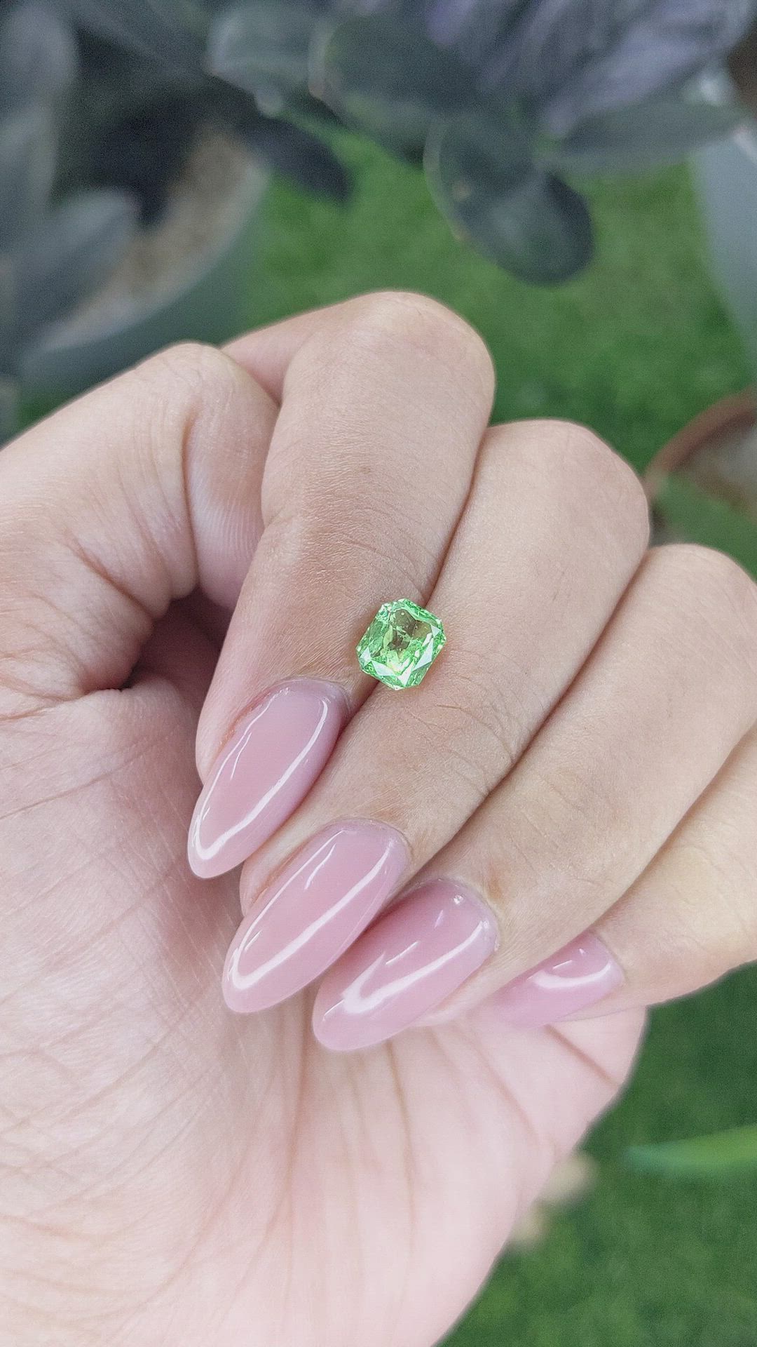 1.12 Ct. Tsavorite Garnet from Tanzania Size Video