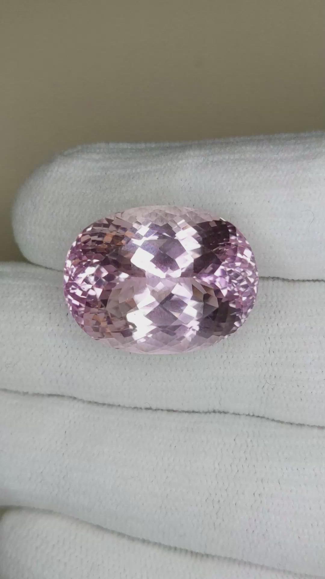 39.94 Ct. Peach Kunzite from Afghanistan Size Video