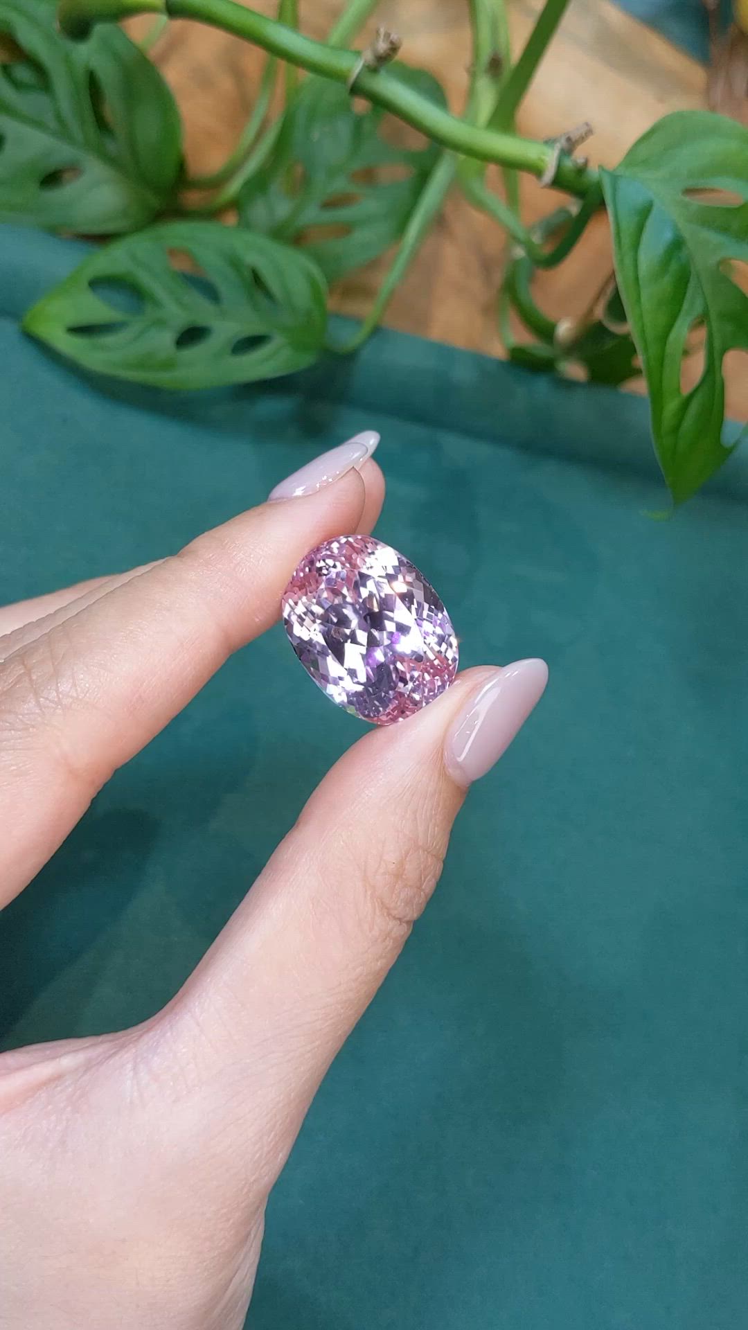 39.94 Ct. Peach Kunzite from Afghanistan Size Video