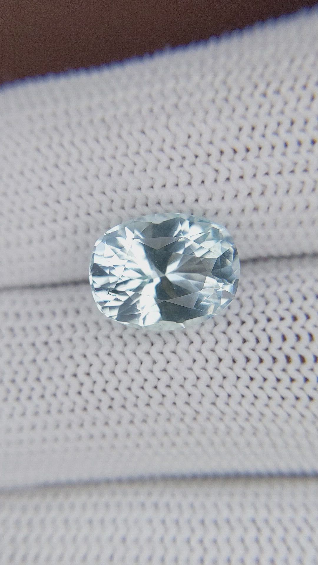 3.68 Ct. Blue Aquamarine from Ceylon (Sri Lanka) Size Video