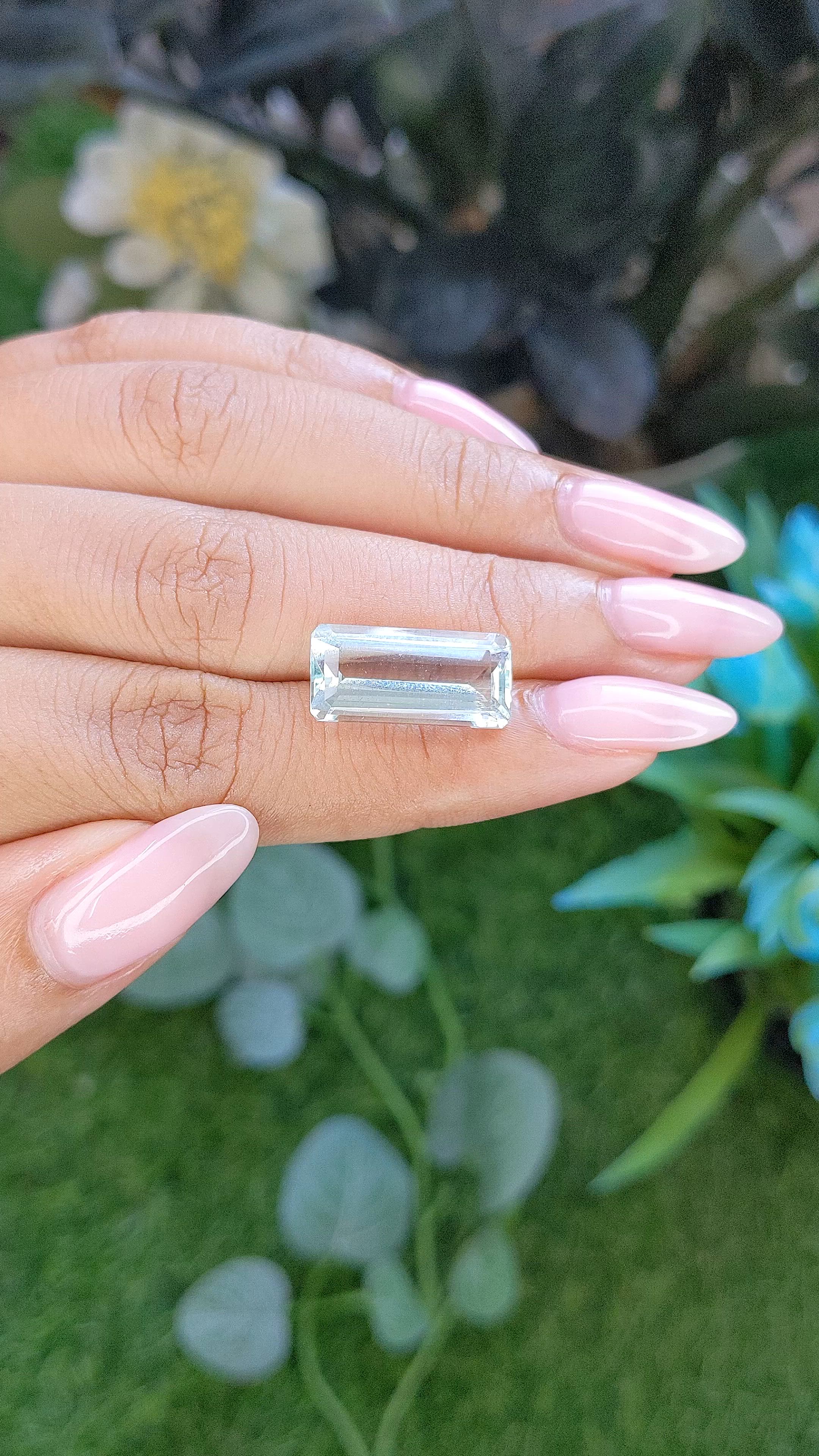 7.34 Ct. Blue Aquamarine from Ceylon (Sri Lanka) Size Video