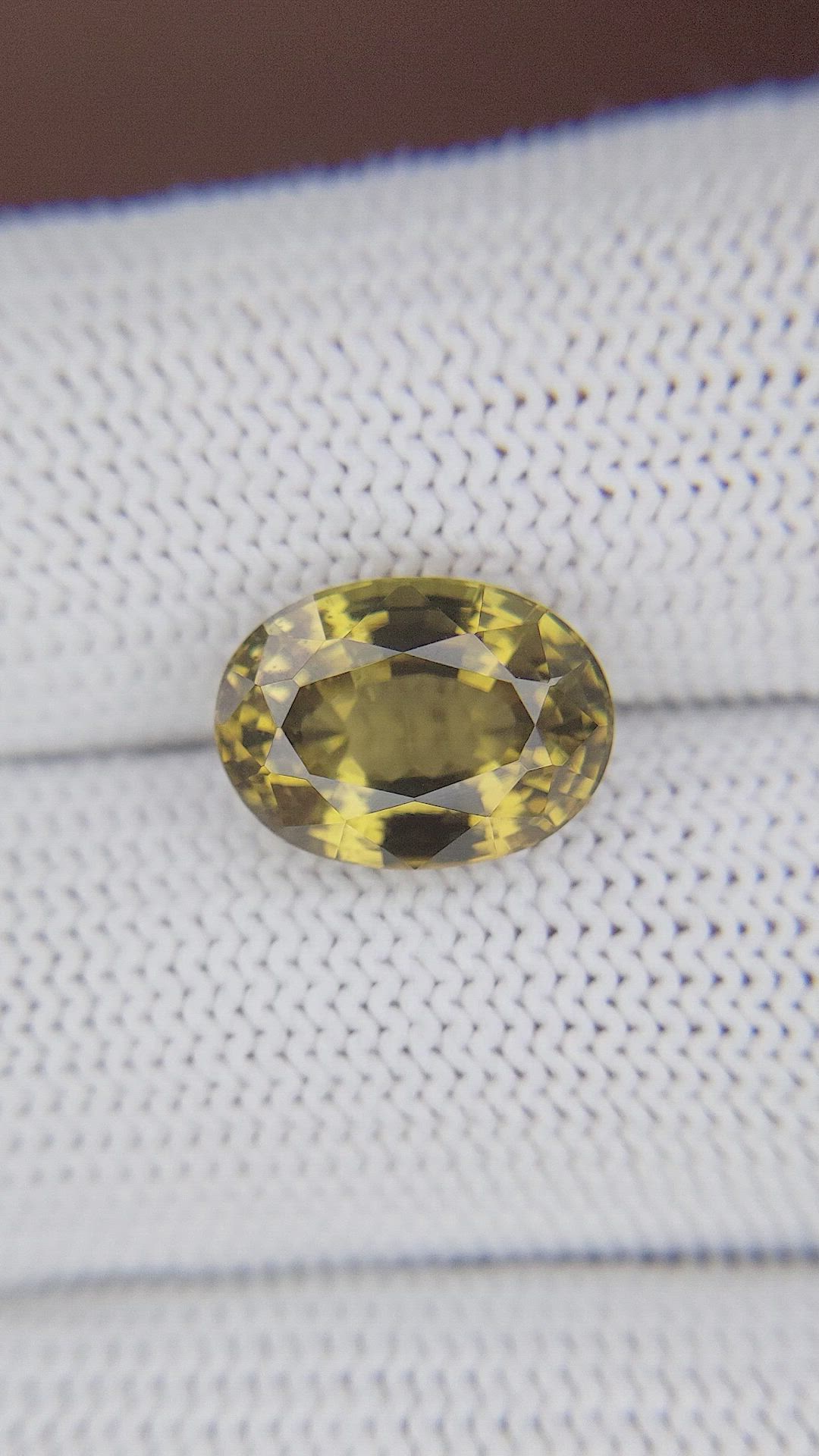 5.64 Ct. Greenish Yellow Zircon from Ceylon (Sri Lanka) Size Video