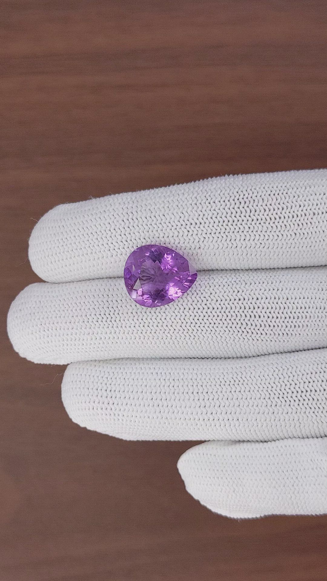 6.77 Ct. Purple Amethyst from Ceylon (Sri Lanka) Size Video