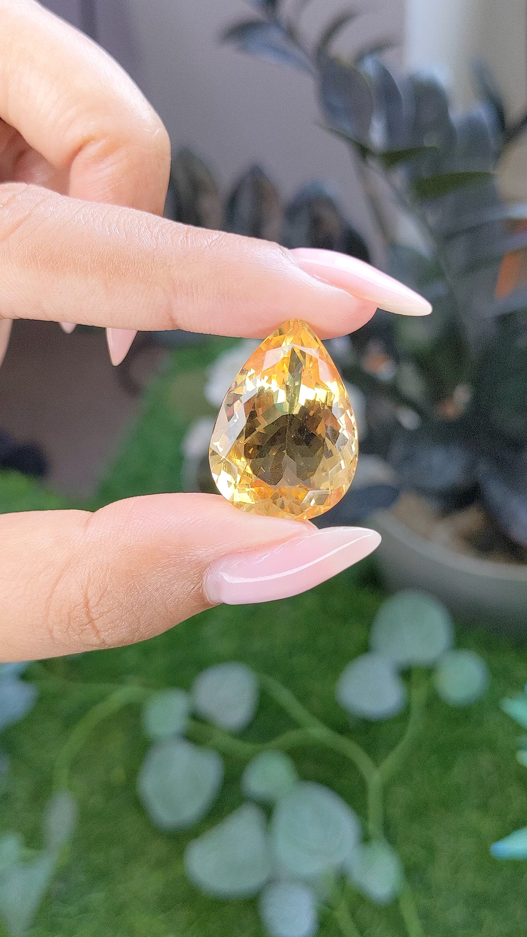 23.67 Ct. Yellow Citrine from Ceylon (Sri Lanka) Size Video
