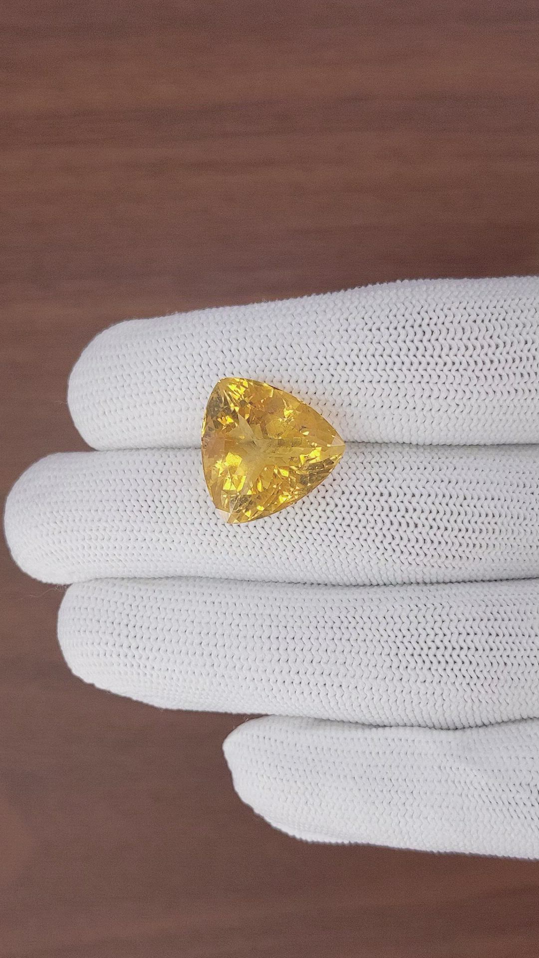 14.65 Ct. Yellow Citrine from Ceylon (Sri Lanka) Size Video